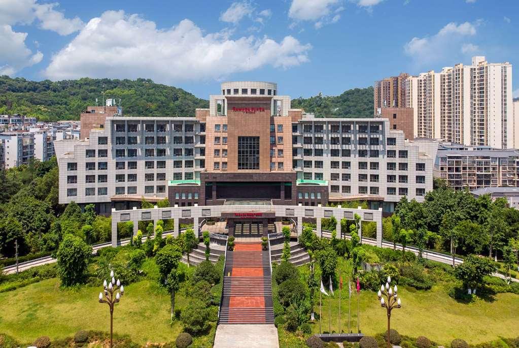 Ramada Plaza By Wyndham Chongqing West Hotel Exterior photo